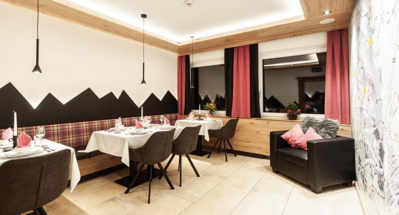First Mountain Hotel Oetztal Längenfeld Eksteriør billede