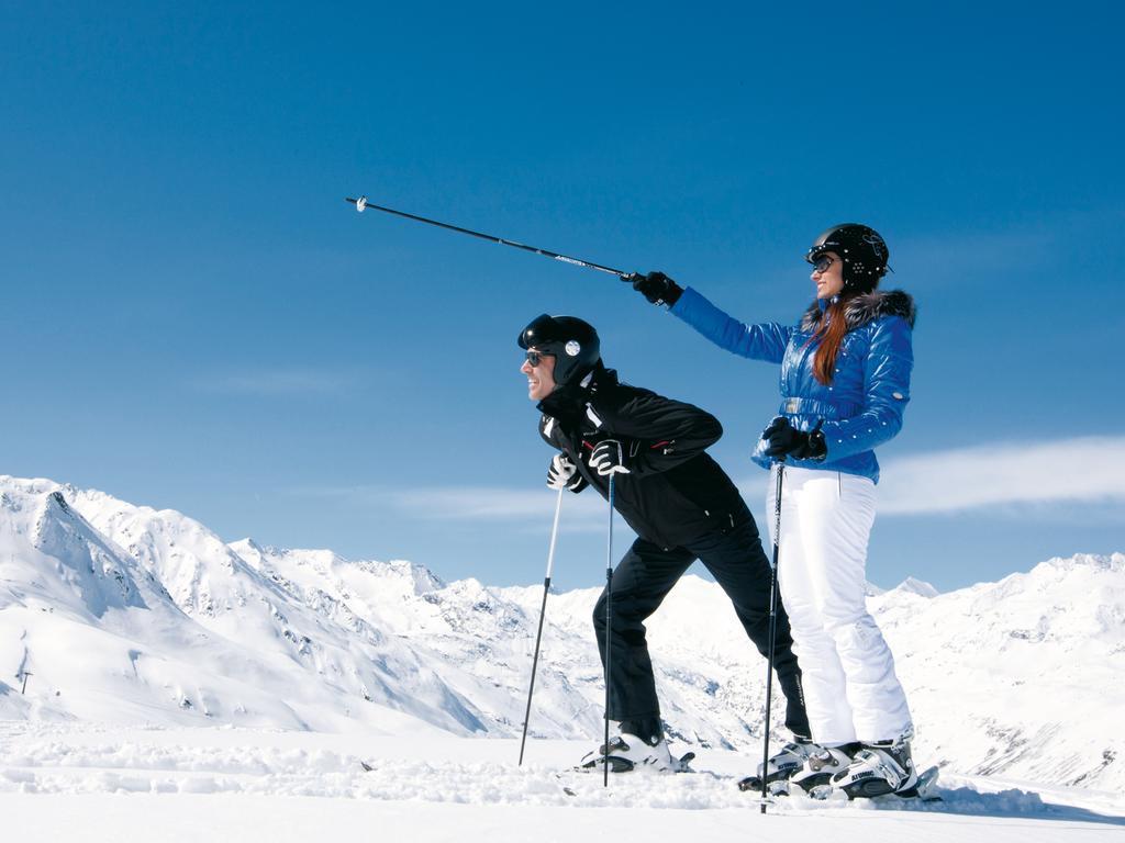 First Mountain Hotel Oetztal Längenfeld Eksteriør billede