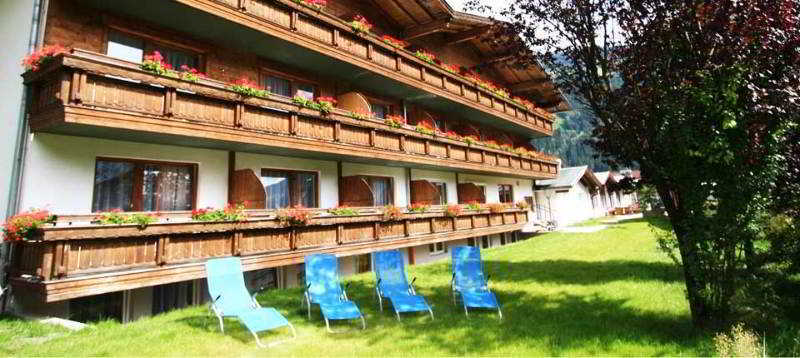 First Mountain Hotel Oetztal Längenfeld Eksteriør billede